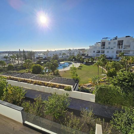 Nice 2 Bedroom Bali Apartment With Sea Views Torrevieja Eksteriør bilde