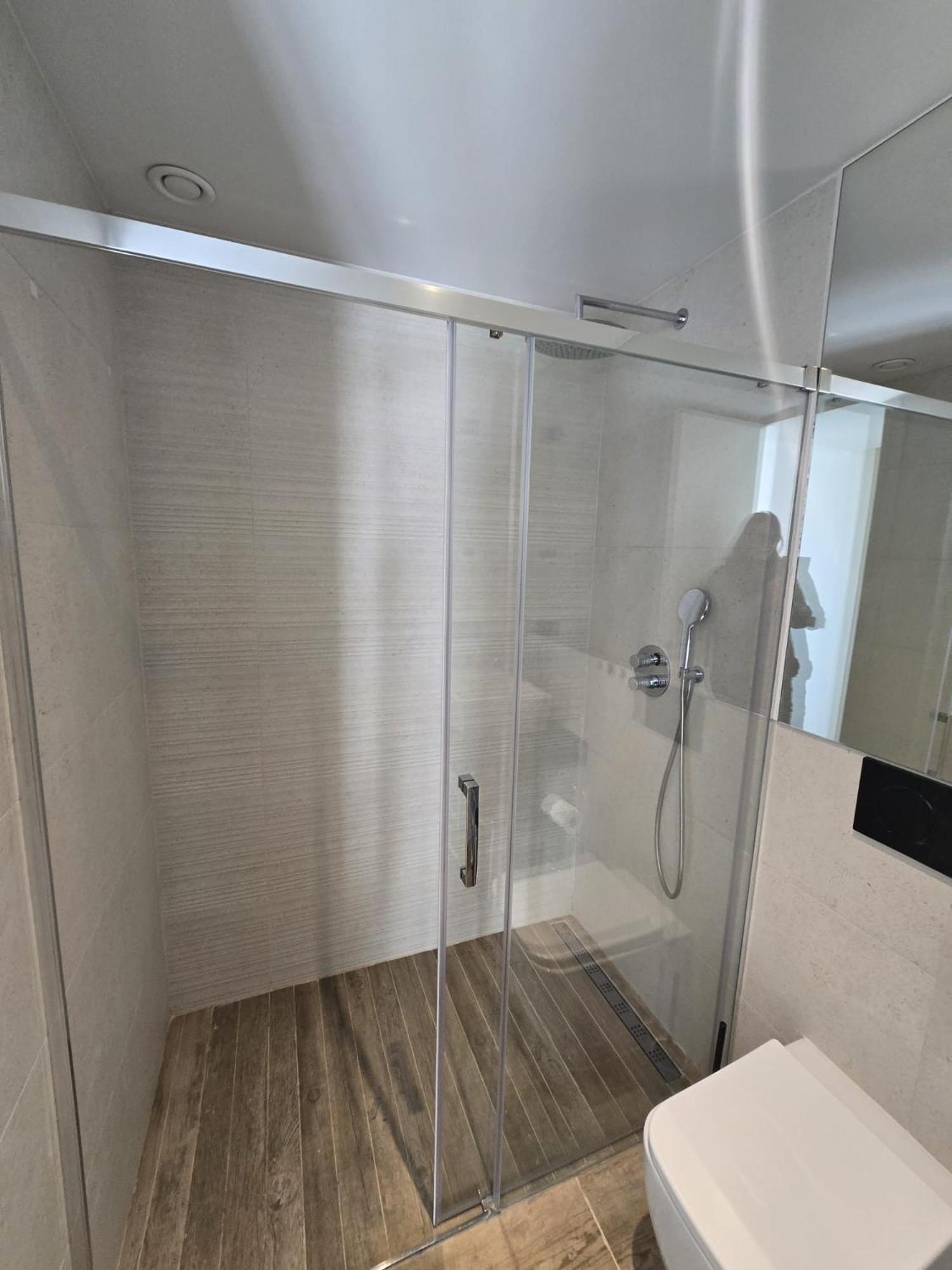 Nice 2 Bedroom Bali Apartment With Sea Views Torrevieja Eksteriør bilde