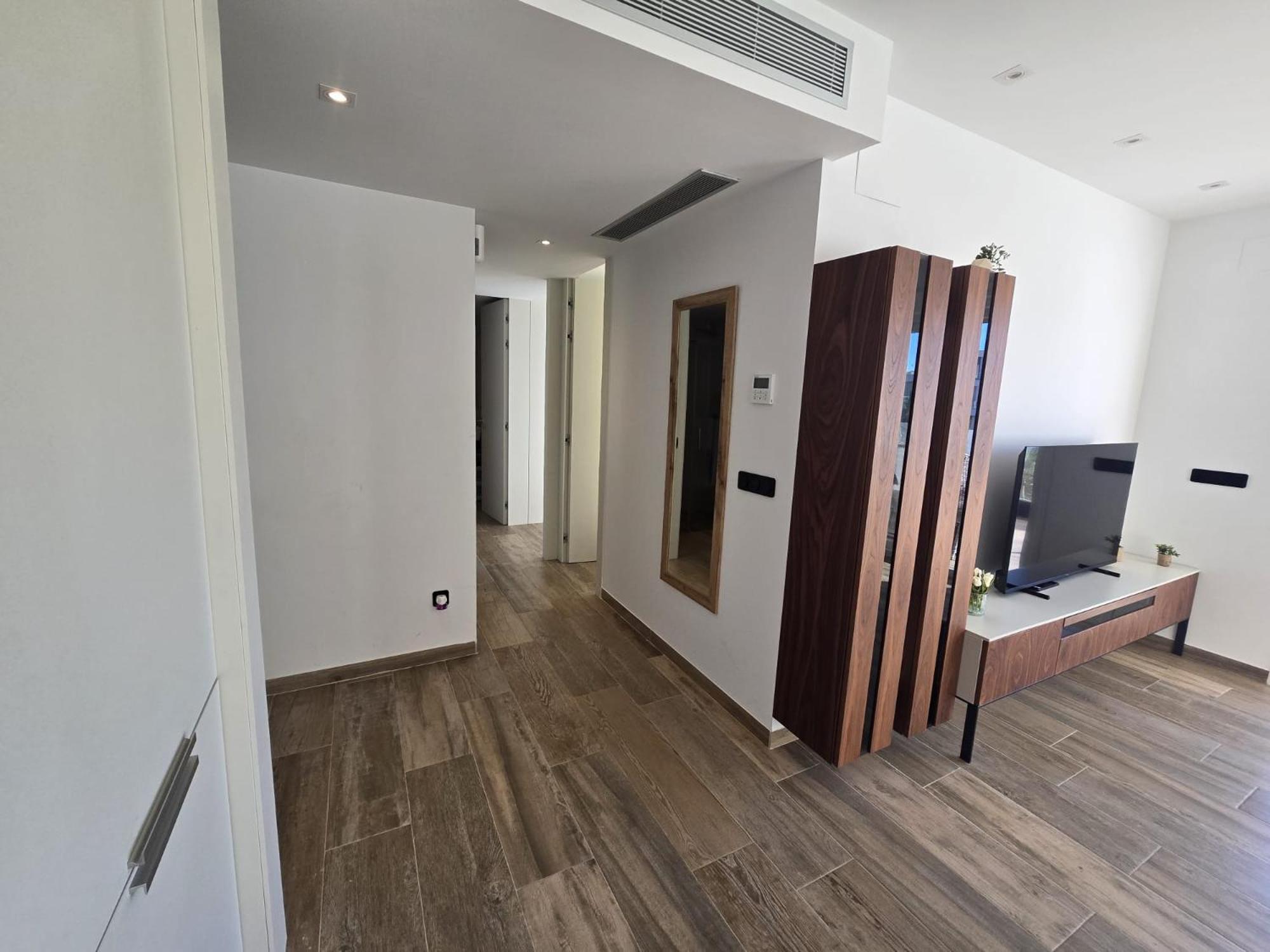 Nice 2 Bedroom Bali Apartment With Sea Views Torrevieja Eksteriør bilde